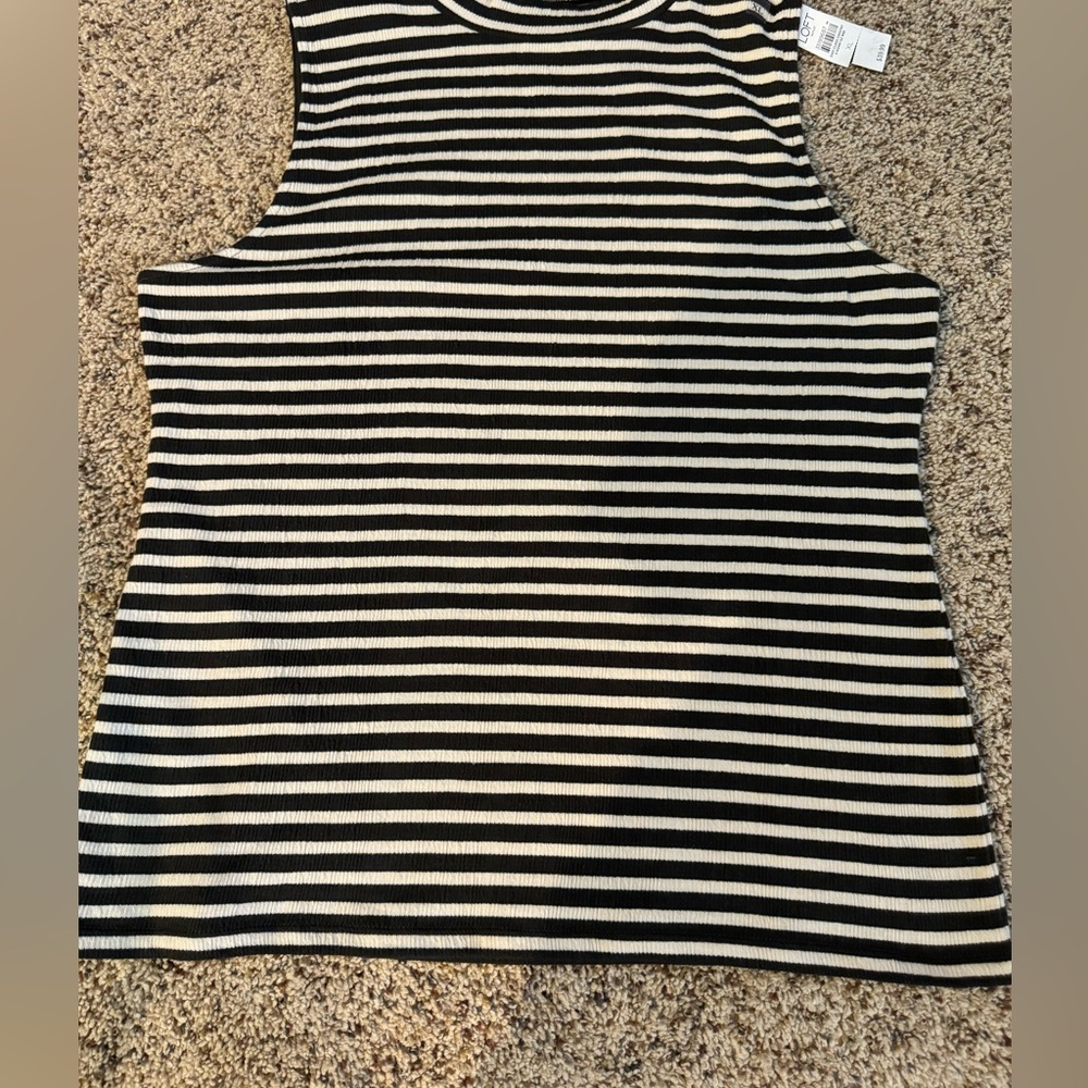 Loft Sleeveless black & white top Size XL